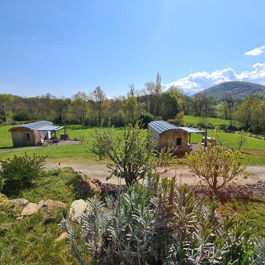 Les Milles Bottes Et Ses Roulottes Villa Encausse-les-Thermes Exterior foto